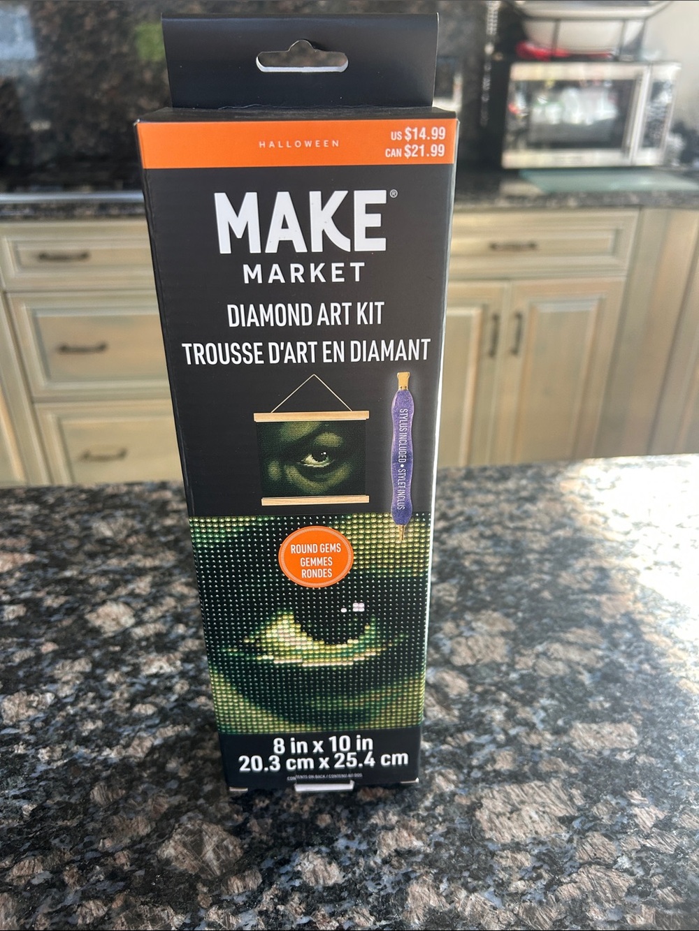 MAKE MARKET DIAMOND ART KIT 8x10 NWT